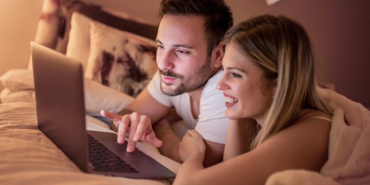 Computer Class Sex Video - Romantic partners who watch pornography together report higher relationship  quality, study finds